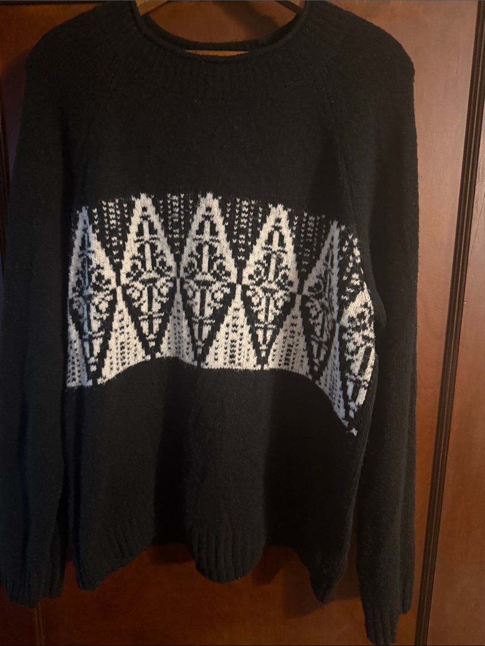 croft & barrow Black and White Geometric Crewneck Sweater